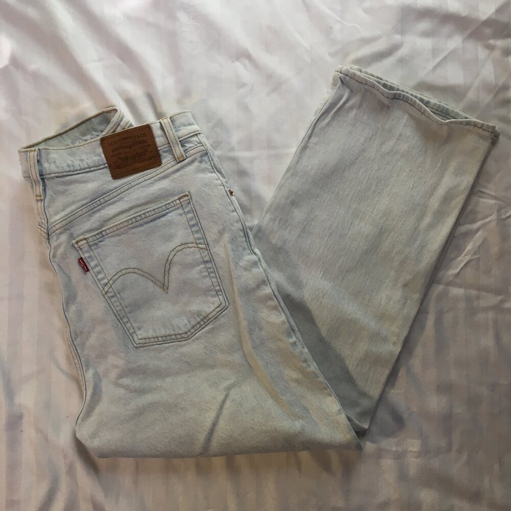 Levis Size 32 Womens Jeans Ribcage Straight High Rise Button Fly Stretch Light